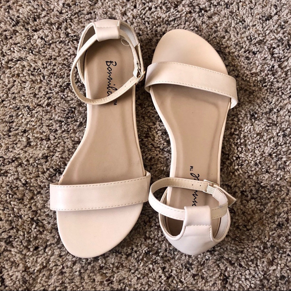 Women’s Sandals (Light Pink)